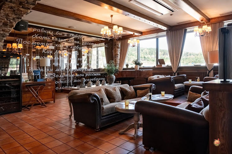 Большой панорамный зал в «Хозяин тайги» фотография №8