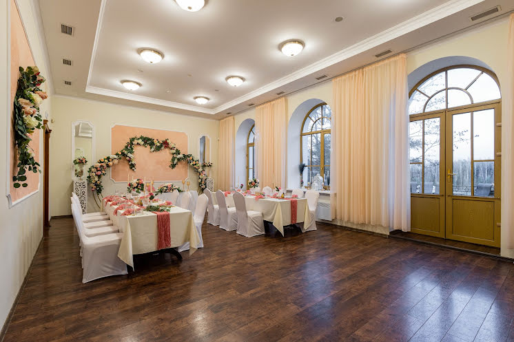 Зал "Второй этаж" в «Особняк в парке Сосновка» фотография № 1