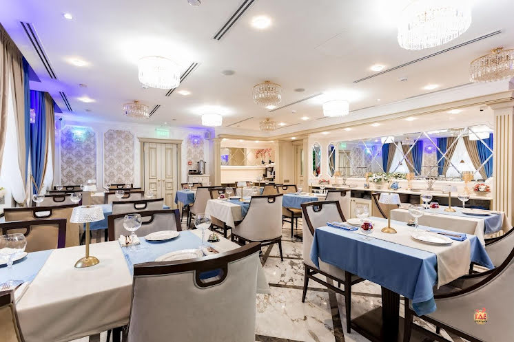 Основной зал в «Magic Harp» фотография №2