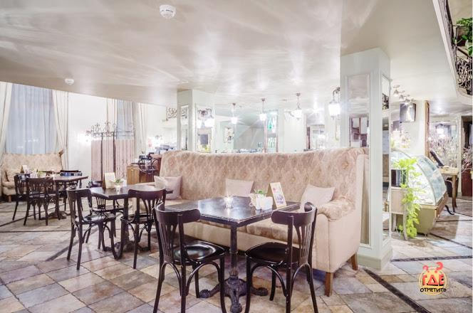 Зал «Колуар» в «Сенполия» фотография №12