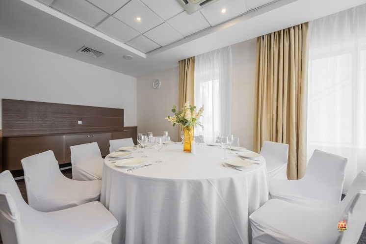 Зал «Бирюза» в «Novotel Yekaterinburg Centre» фотография №2