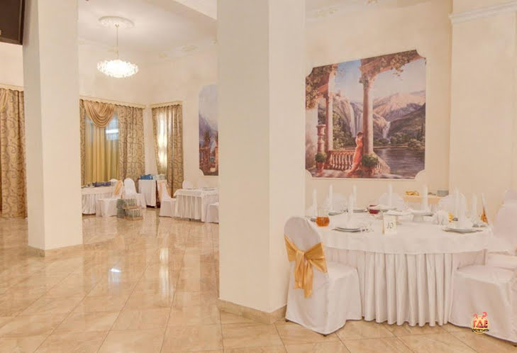 Большой банкетный зал в «Загородный» фотография №3