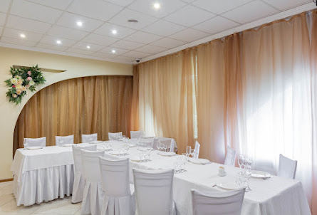 Каминный зал в Малый зал 