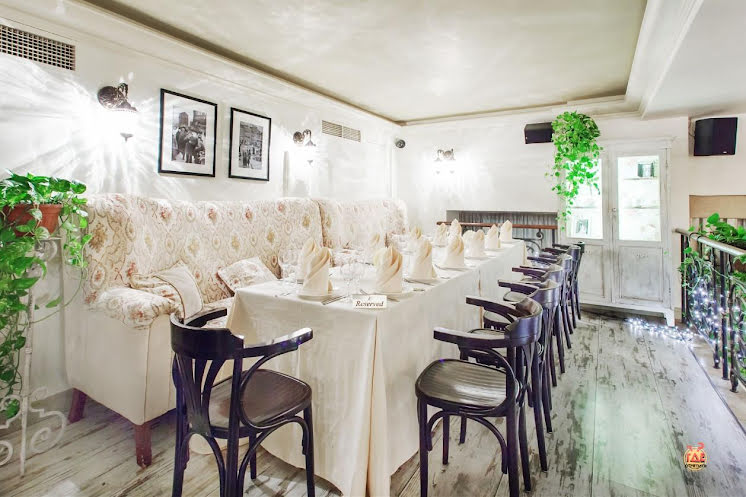 Зал «Мезонин» в «Сенполия» фотография №5