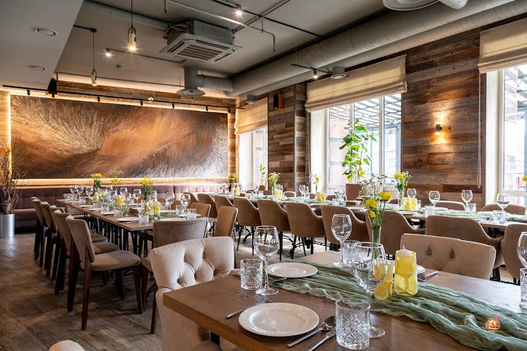 Основной зал  в «Жаровня» фотография №10