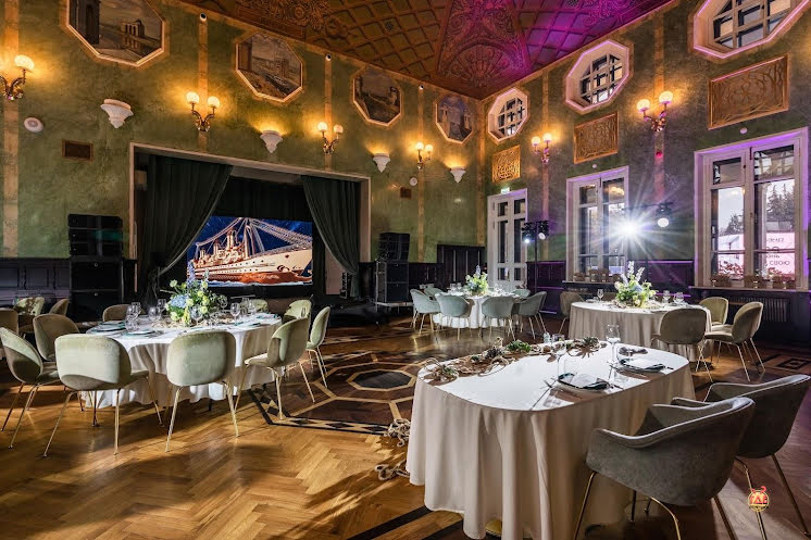 Основной зал в «Волга-Волга» фотография №11