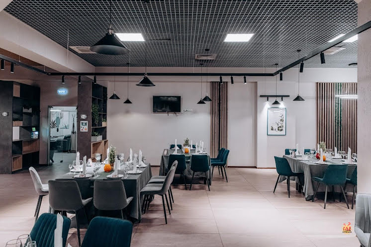 Основной зал в «Академия вкуса на Стародеревенской» фотография №14