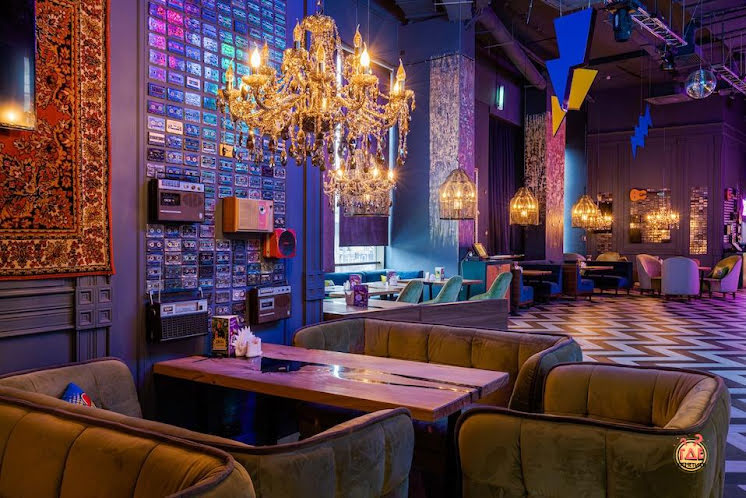 Большой зал в «Руки ВВерх! Бар Можайское» фотография №1