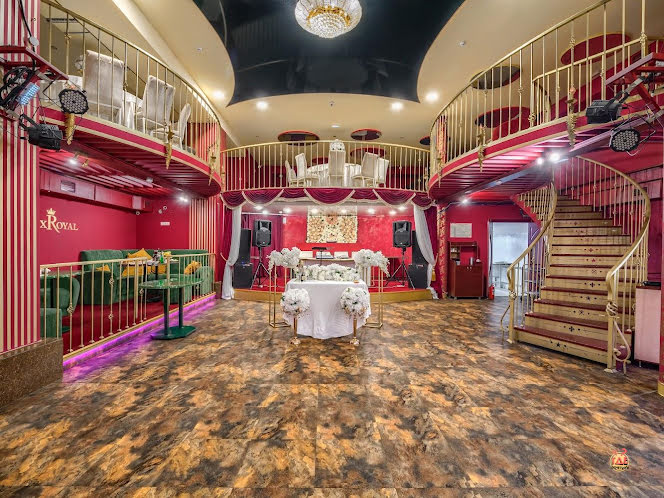 Зал на 1 этаже  в «MaxxRoyal» фотография №9
