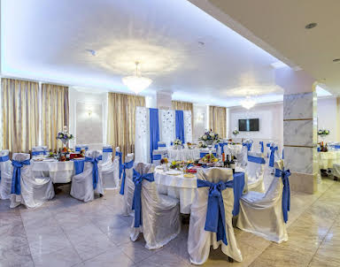  ресторан Лион на Перовской