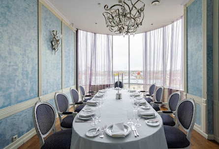 Зал «Голубая гостиная» в Зал «Голубая гостиная»