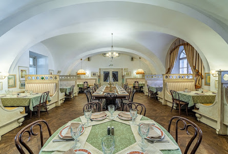 Зал "Диванный" в Зал «Кабинет»