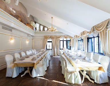  ресторан Сандал