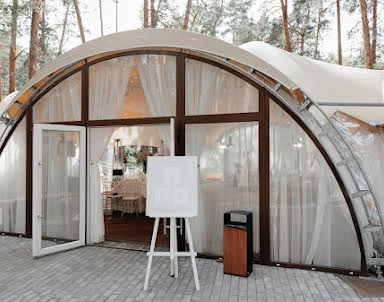  ресторан Времена года в Зеленом городе