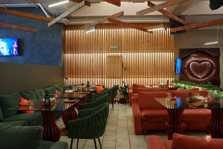 Основной зал в «Cherish» фотография №8