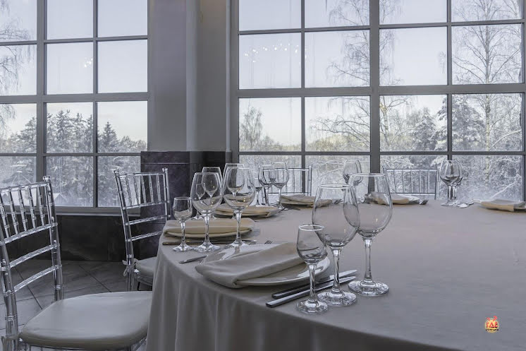 Верхний зал в «Мир у Озера» фотография №2