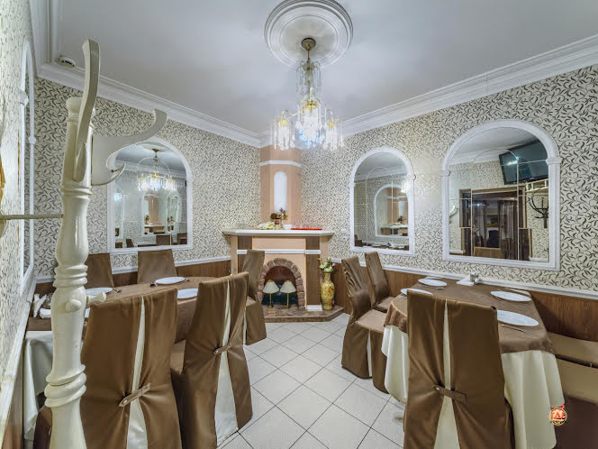 Зал ресторана в «Яр» фотография №1