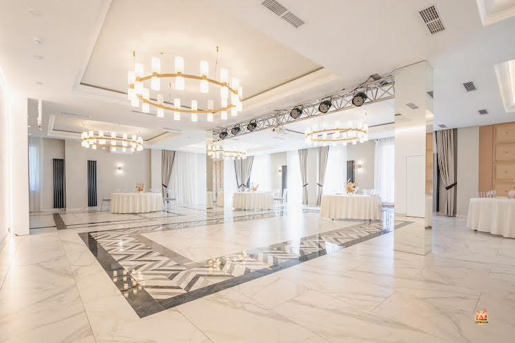 Банкетный зал в «Баден-Баден термы Еткуль» фотография №5