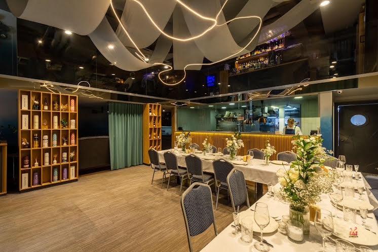 Основной зал в «LAMVIL» фотография №1