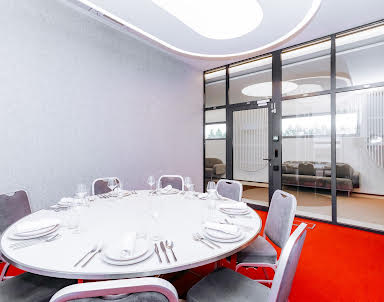  ресторан MUSE OF TECH INNOPOLIS