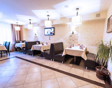  ресторан Будайский дворик