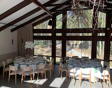  ресторан Времена года в Зеленом городе