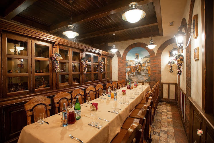 Зал «Винотека» в «Портос» фотография №2