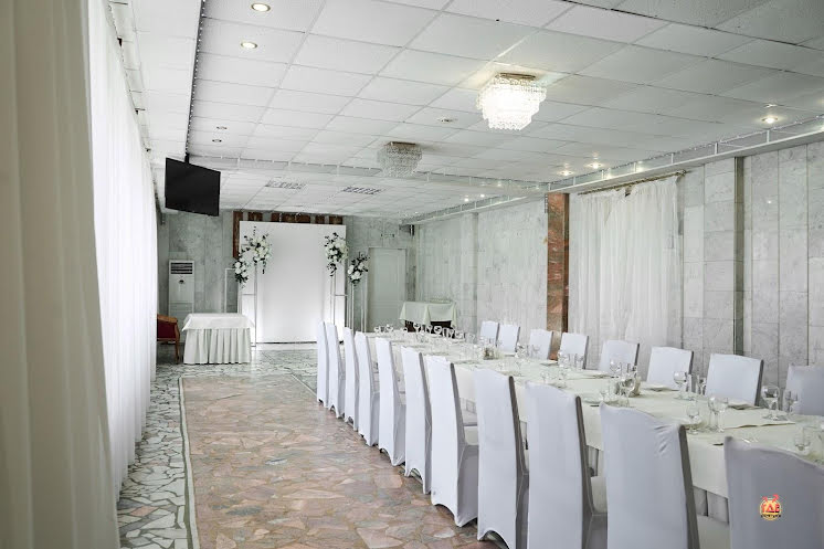 Большой банкетный зал в «Московский» фотография №3