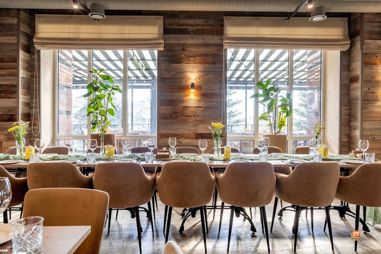 Основной зал  в «Жаровня» фотография №9