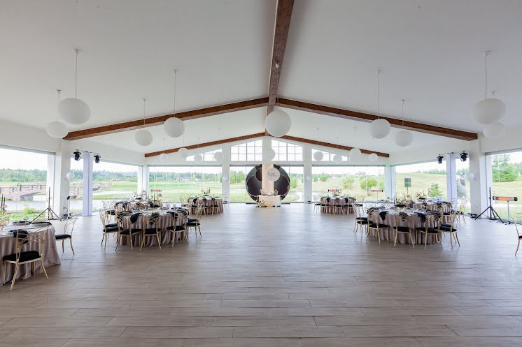 Панорамная веранда в «Dmitrov Golf Resort» фотография № 1