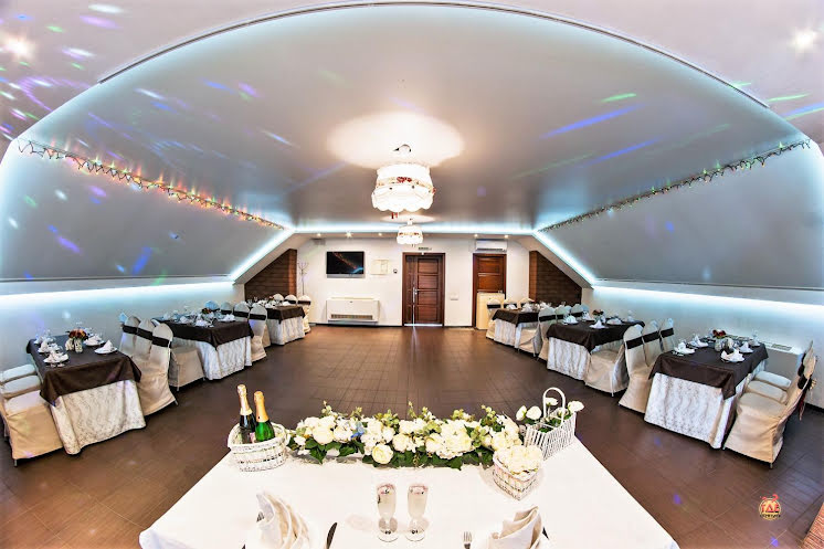 Мансардный зал в «Чкалов» фотография №7