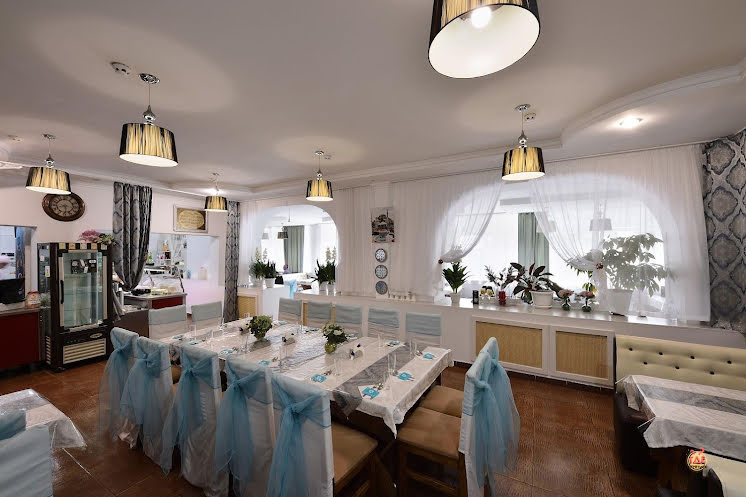 Основной зал в «Ихлас» фотография №3