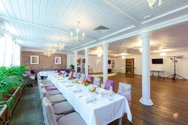 Основной зал в «Villaggio на Воронцовских прудах» фотография №10