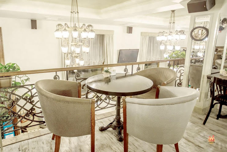 Зал «Мезонин» в «Сенполия» фотография №6