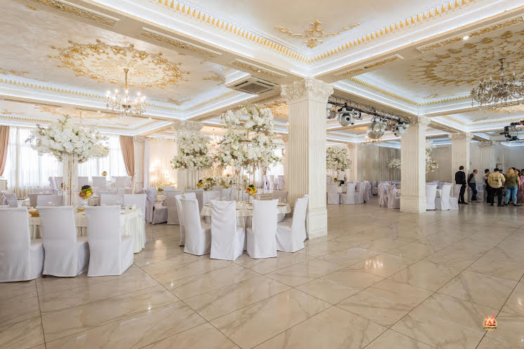 Большой зал в «Шарль Азнавур» фотография №7