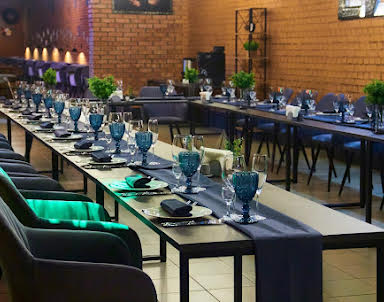  ресторан 9PARROTS