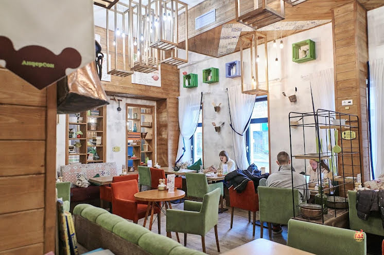 Основной зал в «АндерСон на Таганской» фотография №15