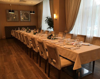  ресторан РАЙКИН PLAZA HOTEL