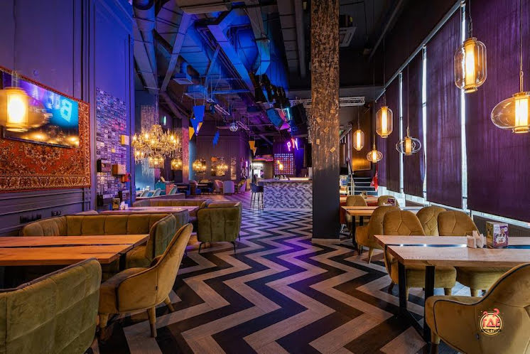 Большой зал в «Руки ВВерх! Бар Можайское» фотография №2