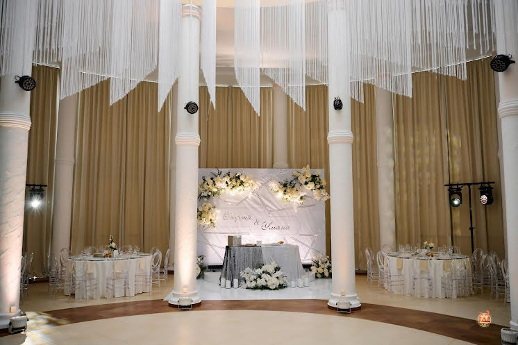 Большой банкетный зал в «Горьковка Парк» фотография №12