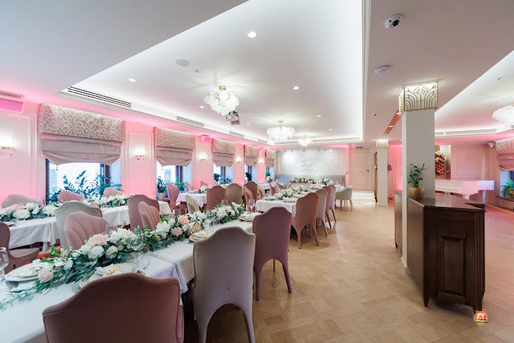 Зал ресторана в «Александр» фотография №8