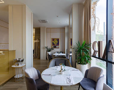  ресторан The Lobby Bar