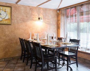  ресторан Россичъ