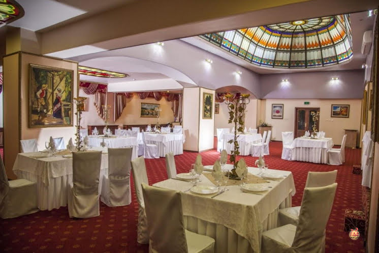 Зал «Витражный» в «Али» фотография №1