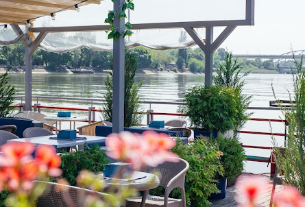 Летняя веранда  в Нижняя палуба 