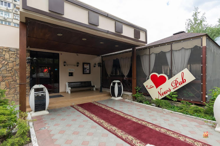 Греческий зал "Greek Hall" в «NewsPub» фотография №19