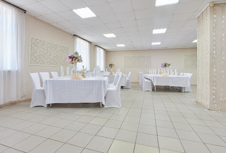 Основной зал в Основной зал