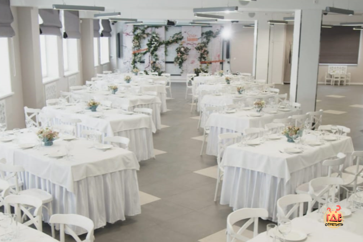 Большой зал в «ОбедБанкет» фотография №1