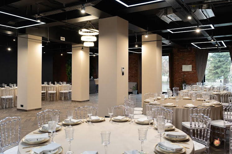 Зал на 100 персон  в «Монраше» фотография №9