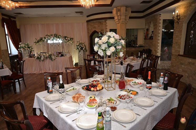 Основной зал в «Мангал» фотография №3